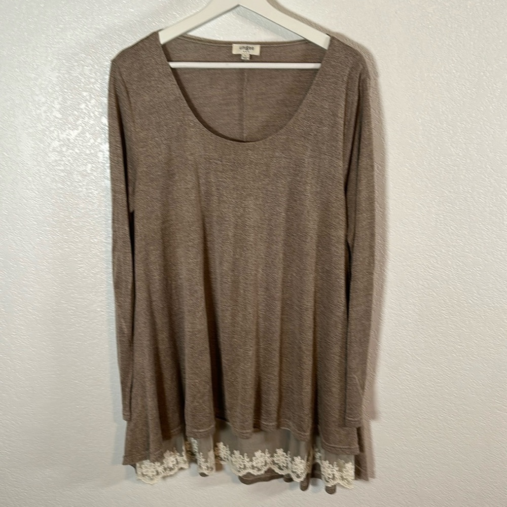 Umgee Tan Scoop Neck Tunic Lace Trim Size Large